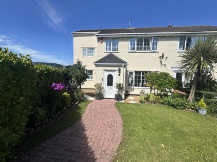 Llanharry Road, Brynsadler, Pontyclun, Mid Glamorgan