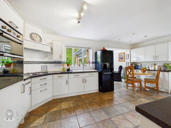 Kitchen b