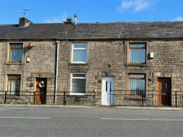 815, Huddersfield Road, Austerlands OL4 3QA