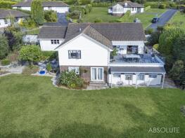8, Bala Brook Close, Brixham TQ5 0RQ