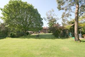 Oak Tree House, Park Farm, Dial Green Lane, Petworth GU28 9EU