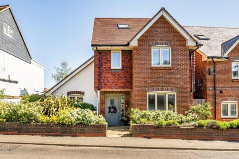 Upper Hale Road, Farnham, Surrey-, GU9