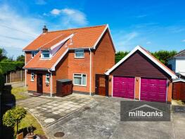 Cherry Blossom, Harling Road, North Lopham IP22 2NQ