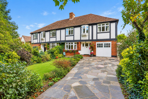 Bolters Lane, Banstead