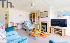 42, Stenbury View, Ventnor PO38 3DB