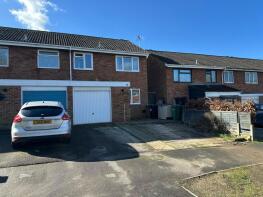 10, West Hill, Stantonbury, Milton Keynes MK14 6BE