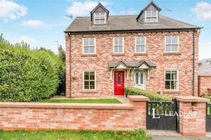 3, Castle Gate, Holt, Wrexham LL13 9TS