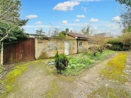 Talania, Hillam Common Lane, Hillam, Leeds LS25 5HU