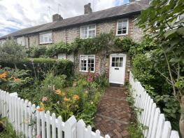3, Cobblers Row, Chichester PO18 0HN