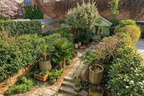 Milborne Grove, London, SW10