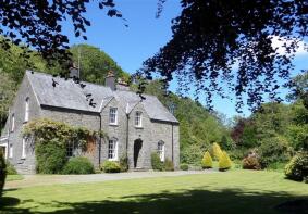 Plas Y Creuddyn, Llanfihangel-y-creuddyn SY23 4LB