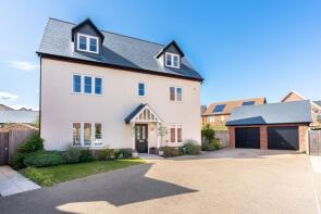 17, Robin Close, Holt NR25 6GD