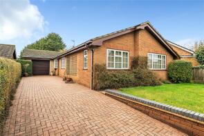 Pippins, Plum Park Lane, Paulerspury NN12 7NN