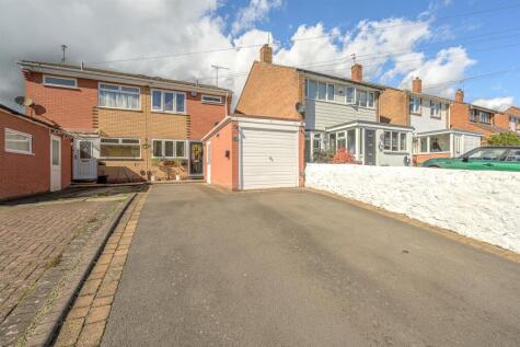 Albert Street, Wall Heath, Kingswinford, DY6 0NA