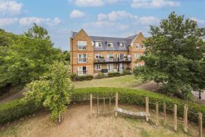 20, Yarnold Court, Campion Square, Sevenoaks TN14 5GR