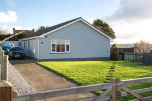 9 Bishops Meadows, St Annes Place, Milford Haven SA73 1UA
