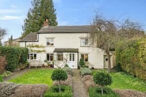 4, Garns Close, Dursley GL11 5TJ