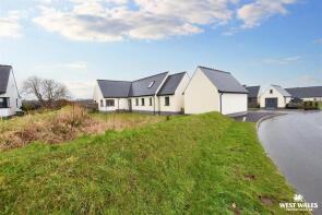 29, Gorse Close, East Moor Park, Cuffern, Haverfordwest SA62 6HR