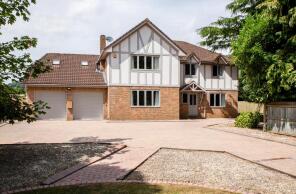 27a The Cedars, Avenue Road, Abergavenny NP7 7DA