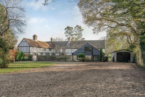 Mark Way, Godalming, GU7 2BG