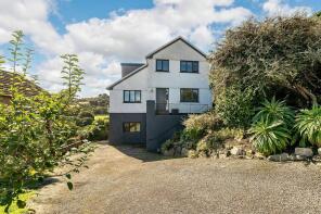 12, Polsethow, Penryn TR10 8PA