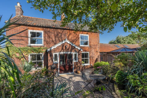 The Street, North Walsham, NR28 9