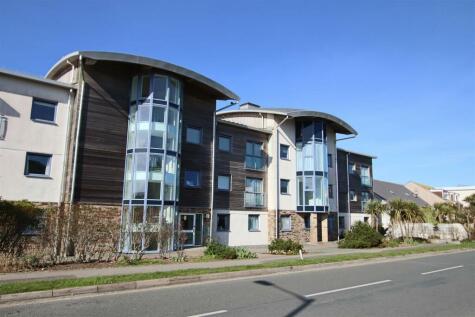 Pentire Avenue, Newquay