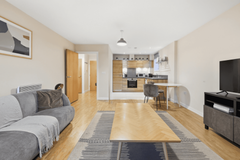 Commercial Road, London, E14
