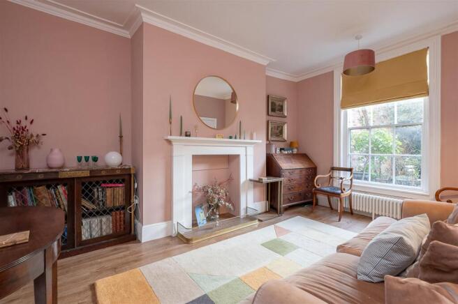 SITTING ROOM
