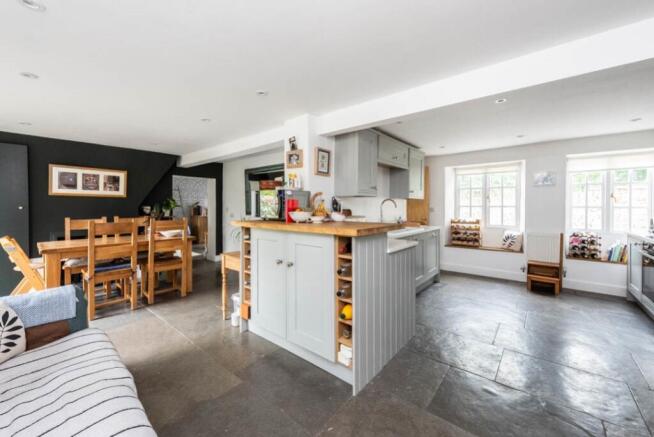 Kitchen dining area 