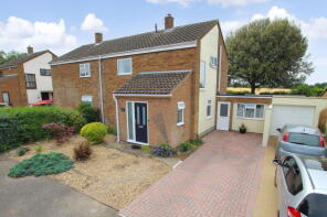 11, Pound Close, Bedford MK44 3NR