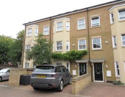 41, Aubyn Square, London SW15 5NT
