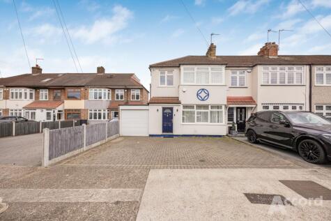 Heather Way, Romford, RM1