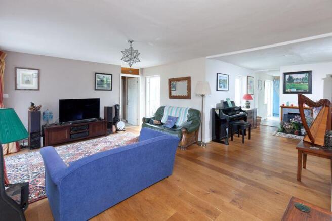 Sitting / Dining Room