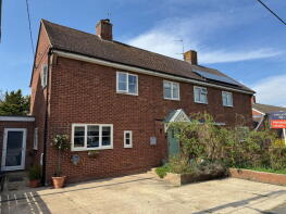 15, Thornhill, Buckingham MK18 2DS