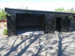 1, Fen Gate, Fen Lane, Upminster RM14 3BN