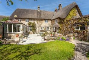 Middle Thatch, Village Pump To Church, Lullington, Frome BA11 2PQ