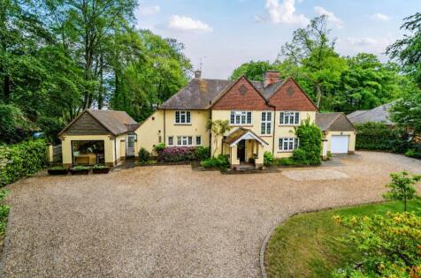 Waverley Avenue, Fleet, Hampshire, GU51