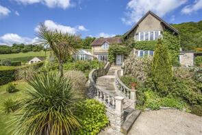 Chessed, Slad Road, Stroud GL6 7QD