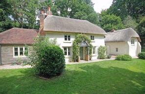 The Bartletts, Frogham Hill, Fordingbridge SP6 2HW