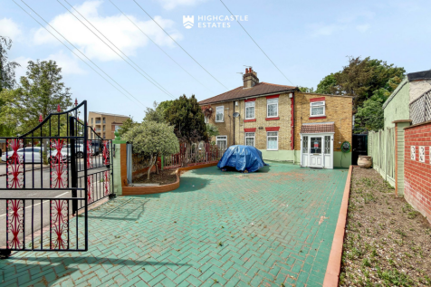 Idmiston Road, London, E15
