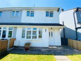 3, Steps Road, Sageston, Tenby SA70 8TB