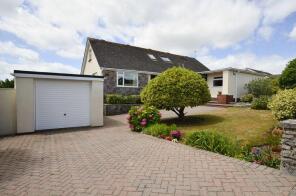 37, Manor Bend, Brixham TQ5 0PB