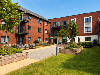 Pym Court, Topsham