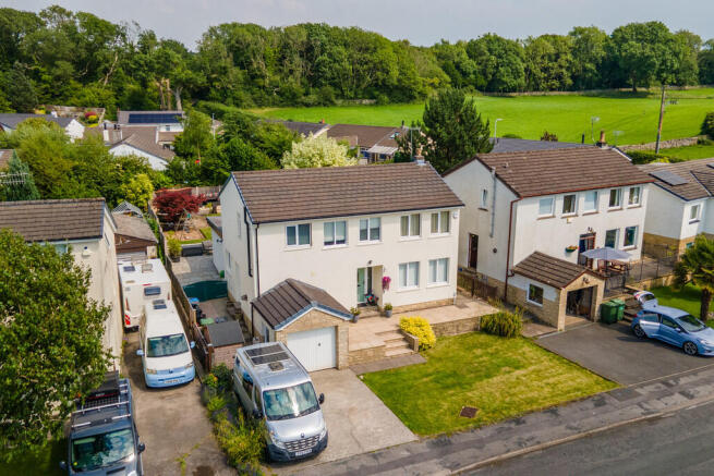 29 Paddock Way