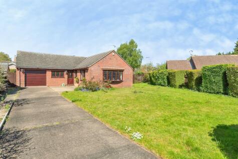 Hall Park, Great Hale, Sleaford
