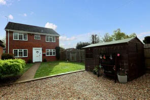 Haslemere, Vicarage Lane, Bovingdon, Hemel Hempstead HP3 0LT