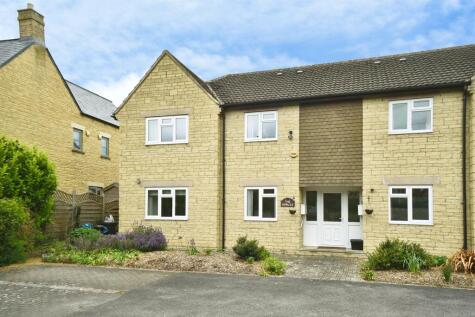 Burford Road, Lechlade