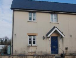 1, Swn Yr Afon, Newcastle Emlyn SA38 9BR
