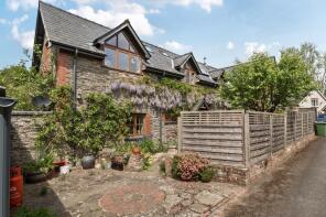 The Old Stables Brynmelin, Cusop Dingle, Hay-on-wye, Cusop HR3 5RQ